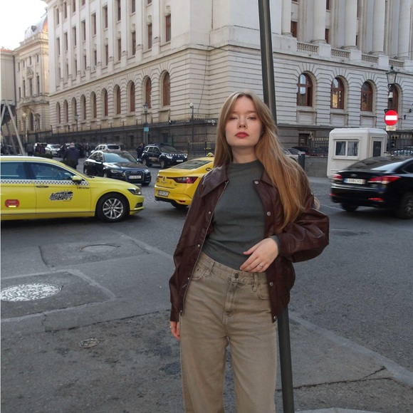 Jacket - Picture 5 of 7